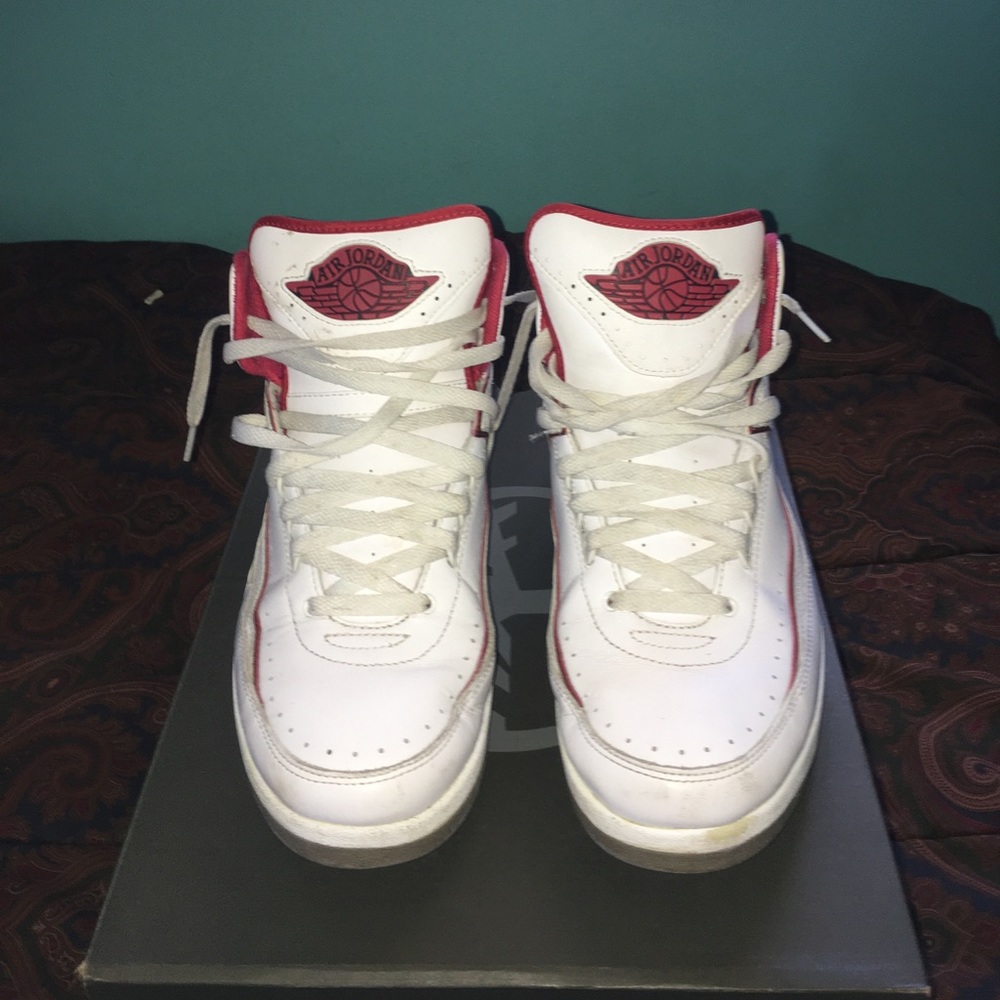 Jordan 2s